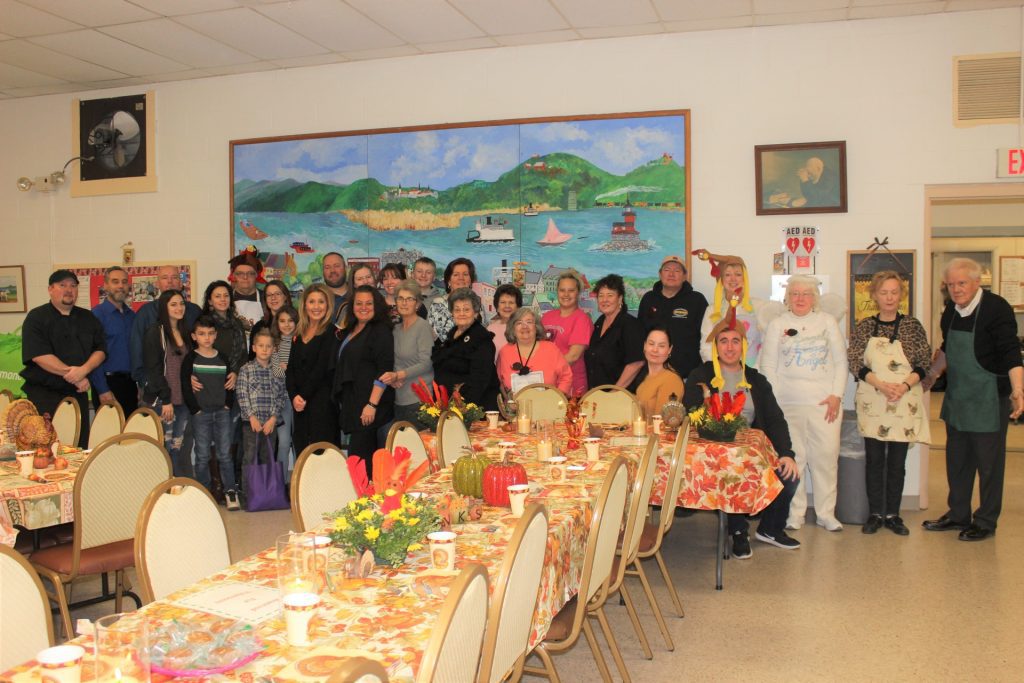 2019 Senior Angels Community Thanksgiving (12)